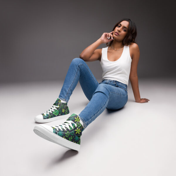 Jennifer's high top canvas shoes - Image 4